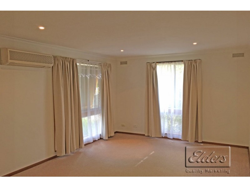 1/115 Havlin Street East, Flora Hill VIC 3550