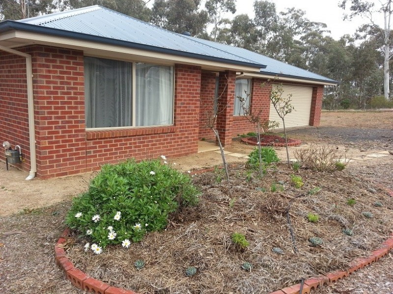 180 Simpsons Rd, Eaglehawk VIC 3556