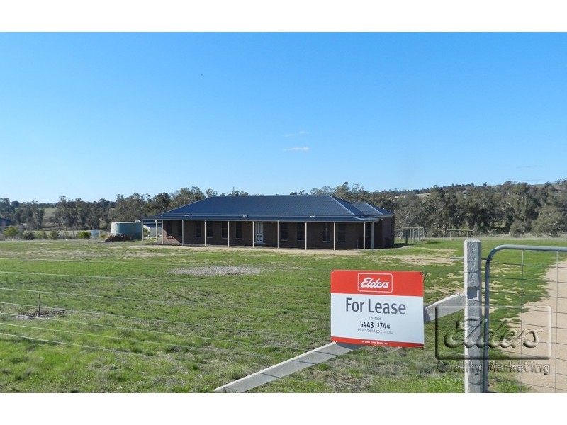 152 Sunrise Crescent, Lockwood South VIC 3551