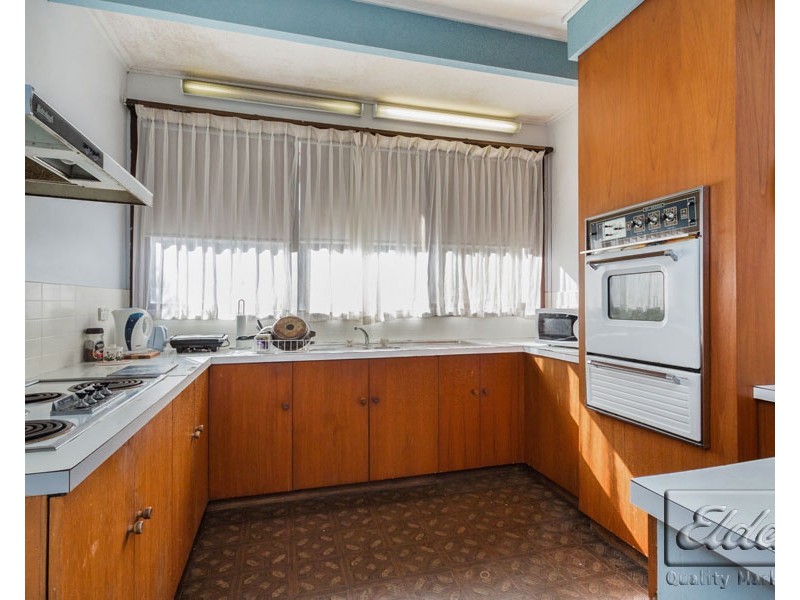 1/12 Harpin Street, Strathdale VIC 3550