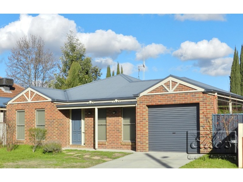 1A Page Court, Kangaroo Flat VIC 3555
