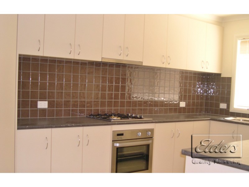 1A Page Court, Kangaroo Flat VIC 3555
