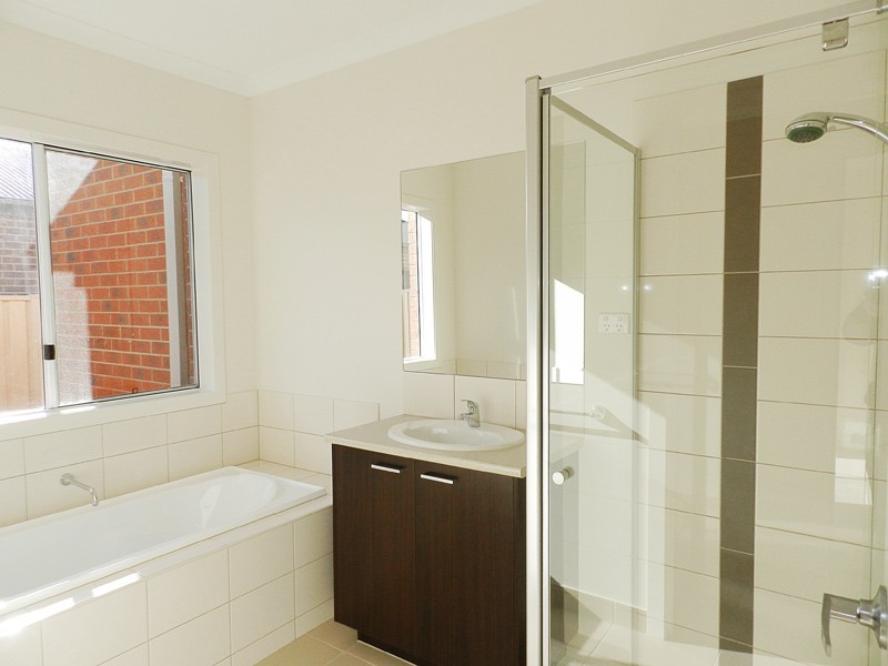 2 Lindsay Court, Strathfieldsaye VIC 3551
