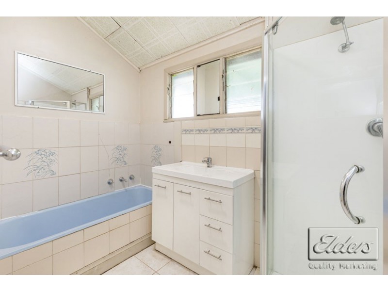 52 Booth Street, Golden Square VIC 3555