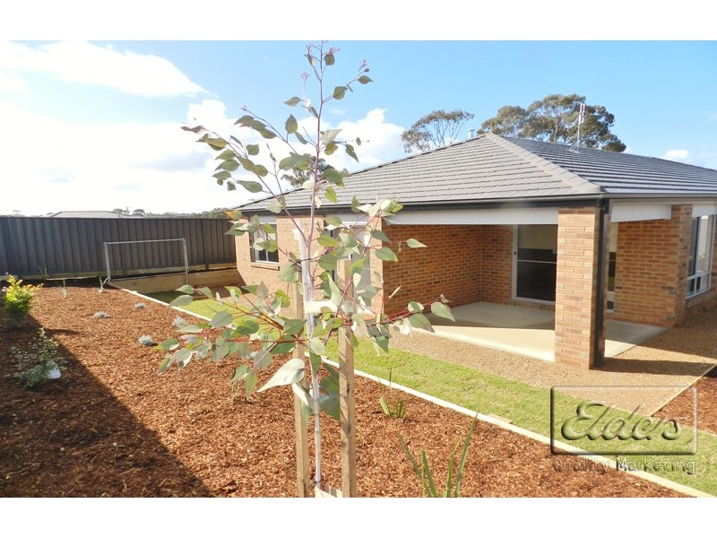 187 Jobs Gully Road, Eaglehawk VIC 3556