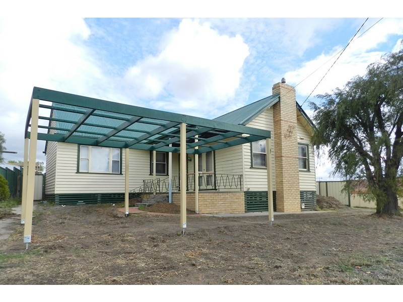 49 Holmes Road, North Bendigo VIC 3550