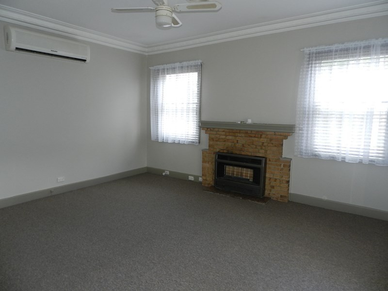 49 Holmes Road, North Bendigo VIC 3550