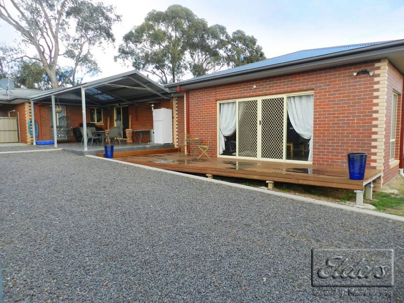 20 John Street, Kangaroo Flat VIC 3555