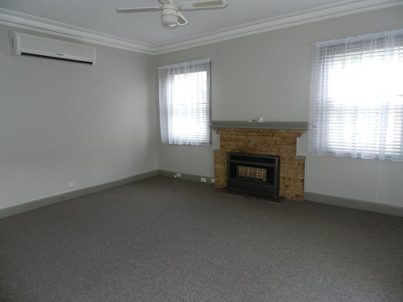 49 Holmes Road, North Bendigo VIC 3550