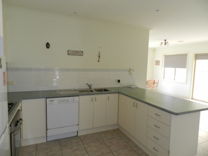 46 Palm Avenue, Spring Gully VIC 3550