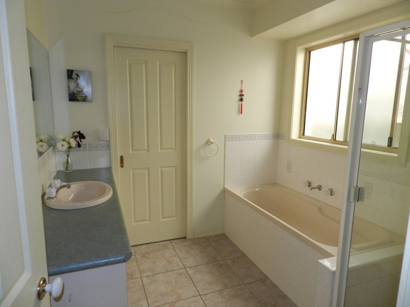 46 Palm Avenue, Spring Gully VIC 3550