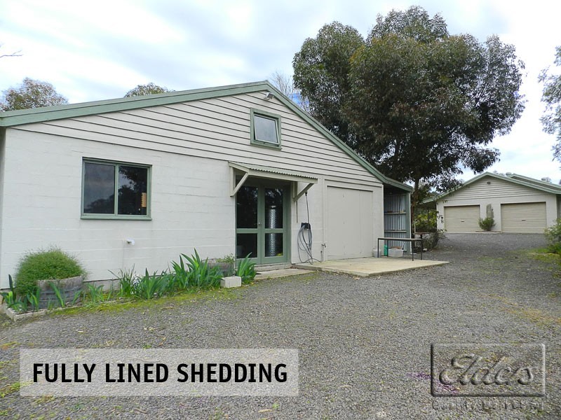 207 McGlashans Road, Maldon VIC 3463