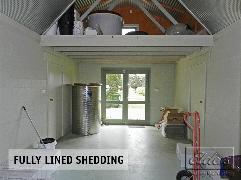 207 McGlashans Road, Maldon VIC 3463