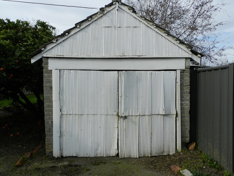 74 Thistle Street, Bendigo VIC 3550