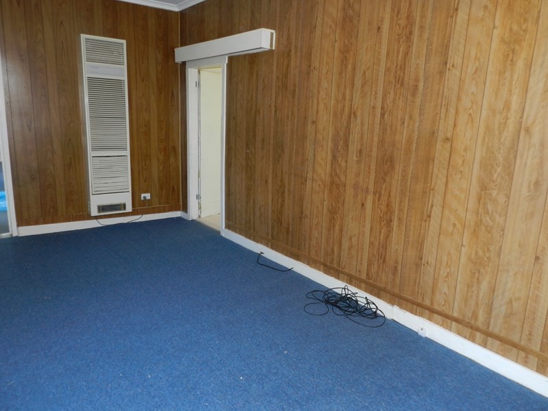 17 Regent Street, Kangaroo Flat VIC 3555