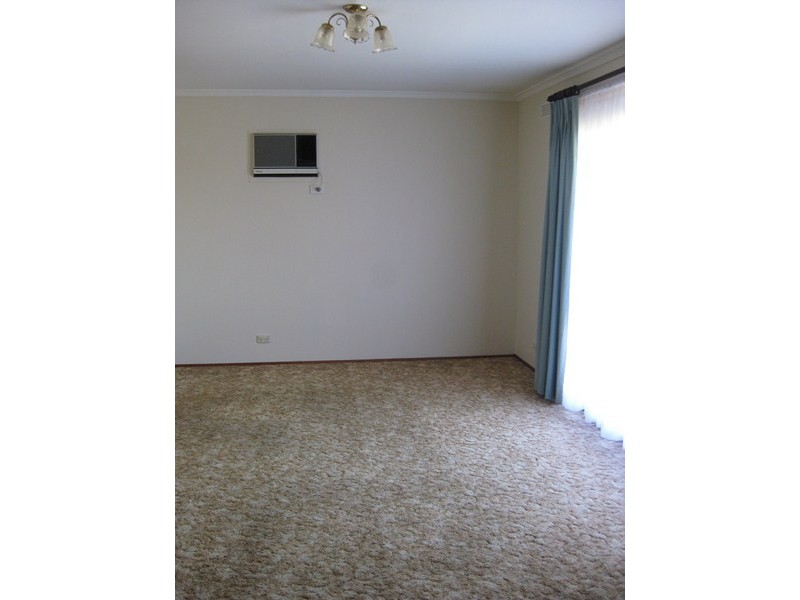 266 Mackenzie Street West, Kangaroo Flat VIC 3555