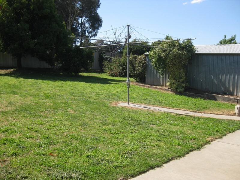 266 Mackenzie Street West, Kangaroo Flat VIC 3555