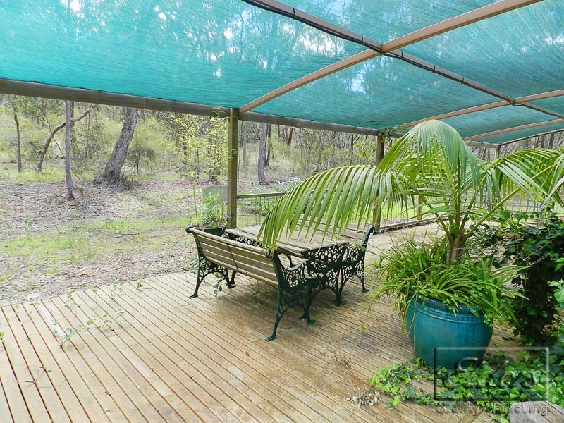 90 Carcoola Drive, Kangaroo Flat VIC 3555