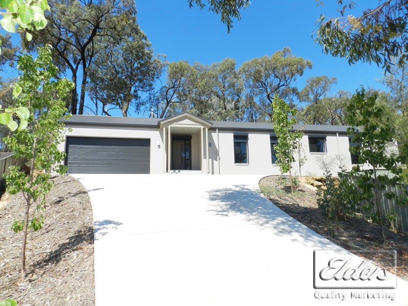 4A Bonnie Brae Court, Spring Gully VIC 3550