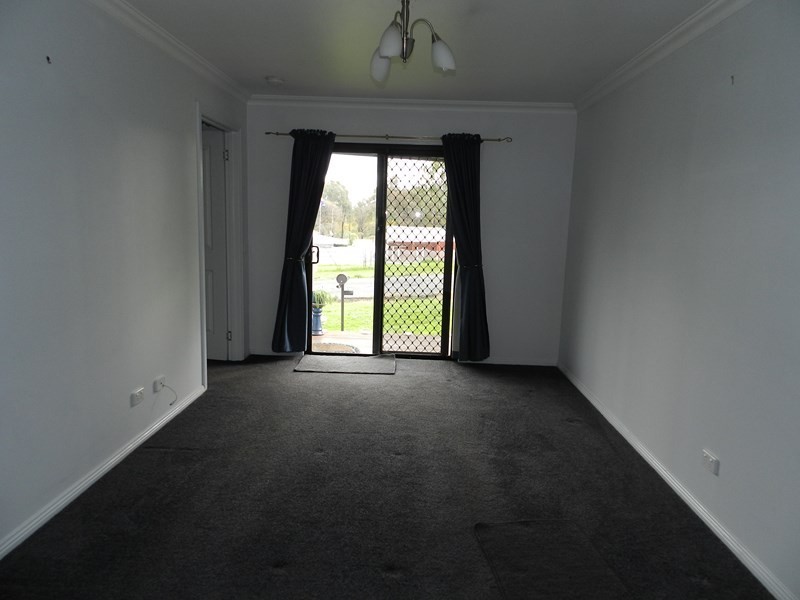 8A Mouat Street, Sailors Gully VIC 3556