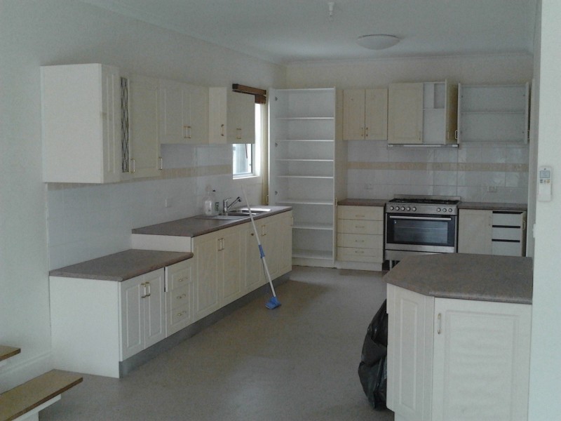 19 Regent Street, Kangaroo Flat VIC 3555