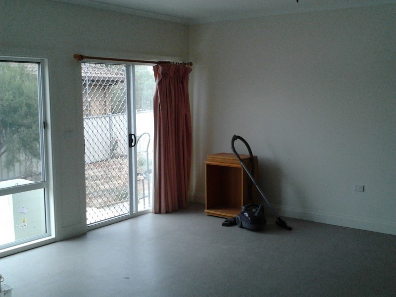 19 Regent Street, Kangaroo Flat VIC 3555