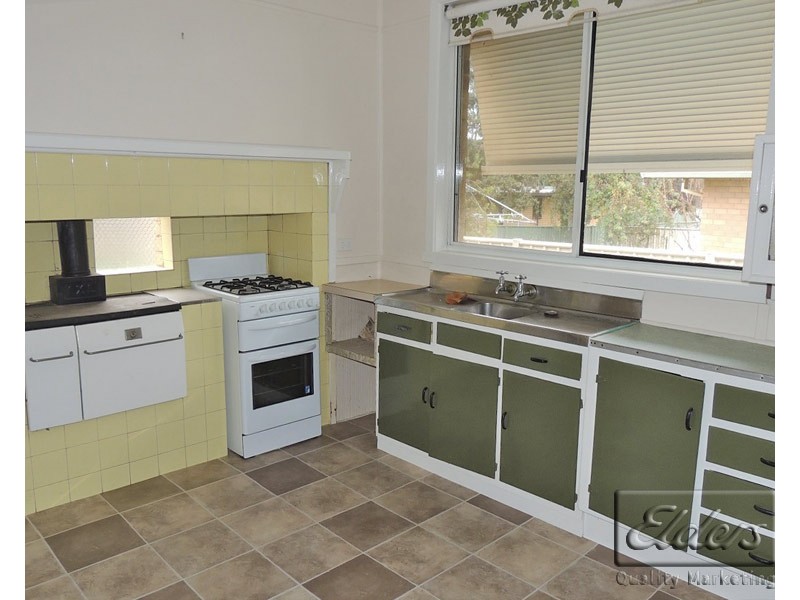 12 Carolin Street, Flora Hill VIC 3550