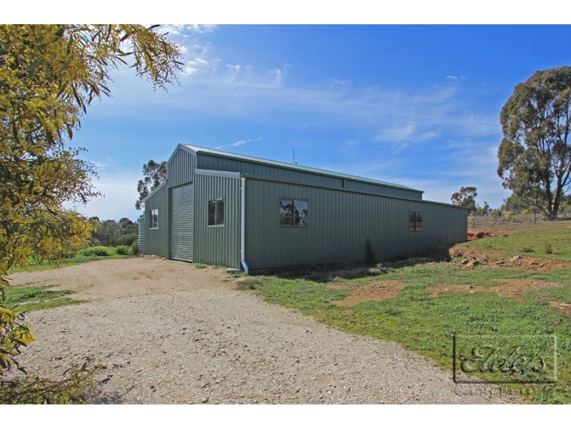 551 Axe Creek Road, Axe Creek VIC 3551