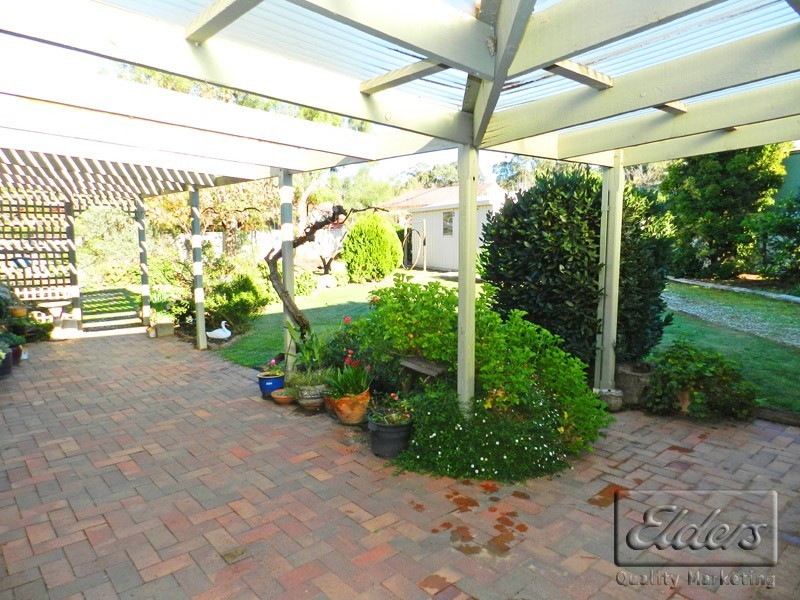 4 Anita Court, Kangaroo Flat VIC 3555