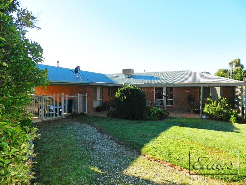 4 Anita Court, Kangaroo Flat VIC 3555