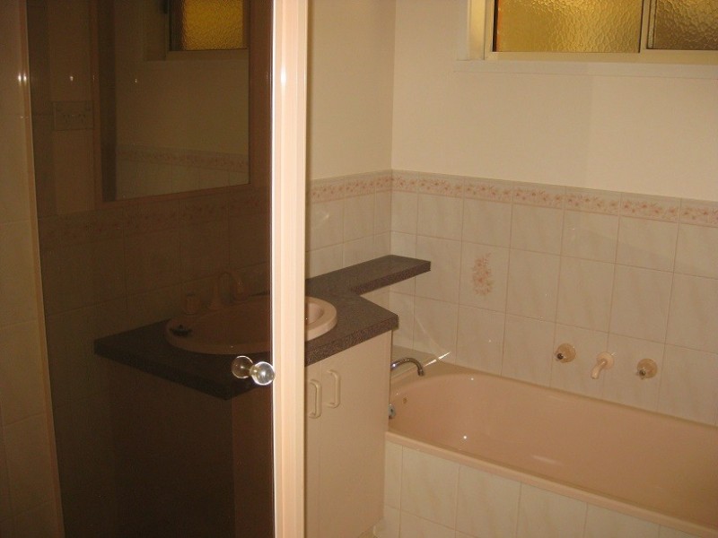 68 Aspinall Street, Golden Square VIC 3555