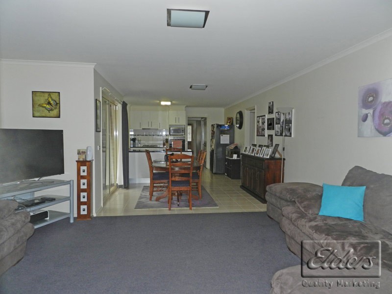 8 Queen Street, Kangaroo Flat VIC 3555