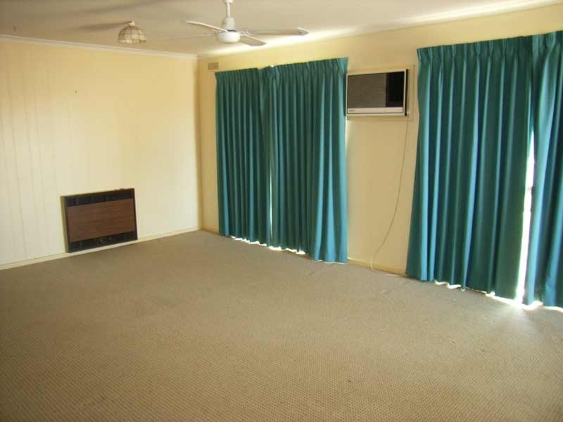 2/1 Bunting Court, Strathdale VIC 3550