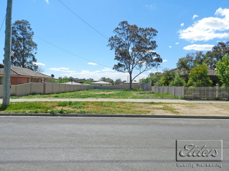 42 Queen Street, Kangaroo Flat VIC 3555