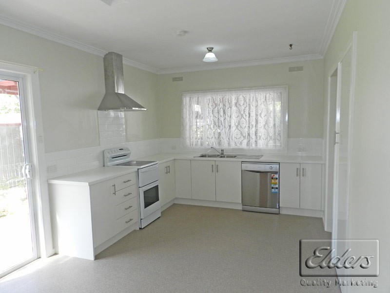 12 Scott Street, White Hills VIC 3550