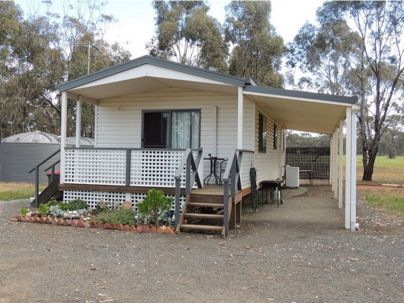 132 Midland Highway, Goornong VIC 3557