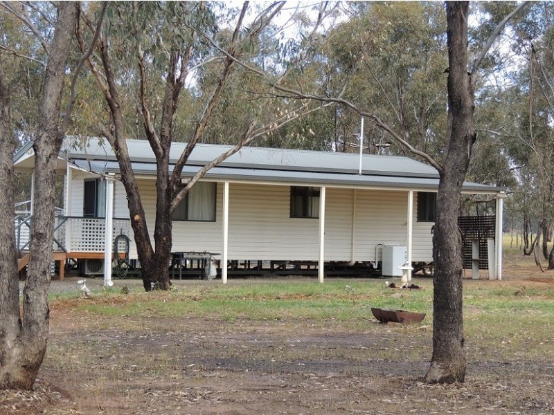 132 Midland Highway, Goornong VIC 3557