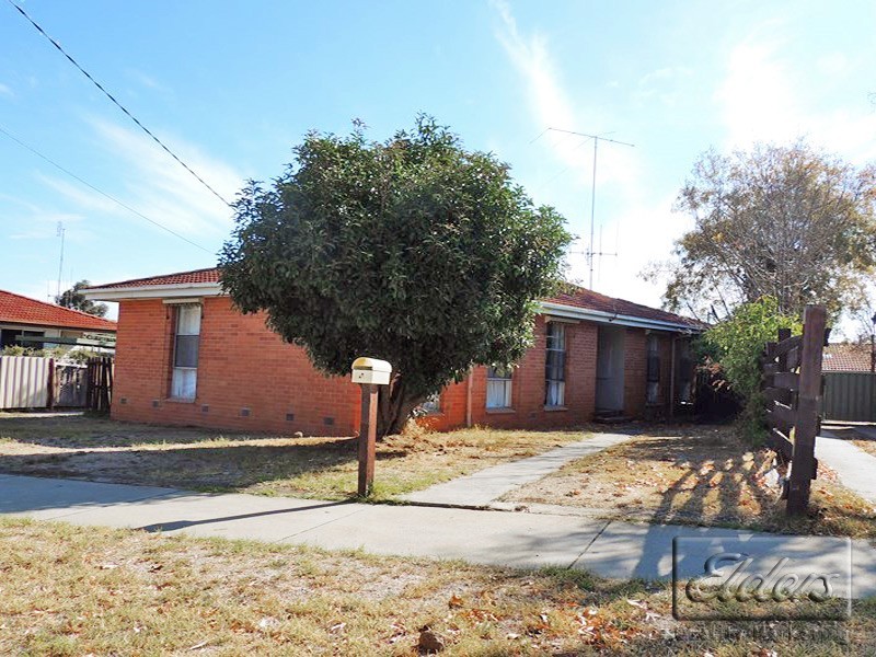 4 Bren Street, Kennington VIC 3550