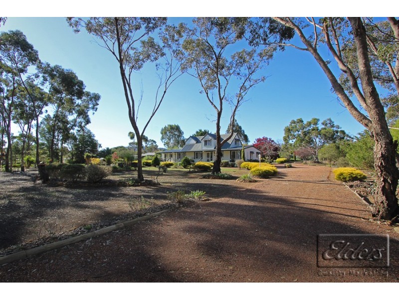 20 Golf Links Lane, Heathcote VIC 3523