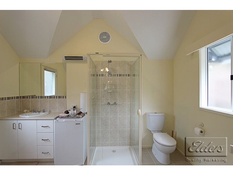 20 Golf Links Lane, Heathcote VIC 3523