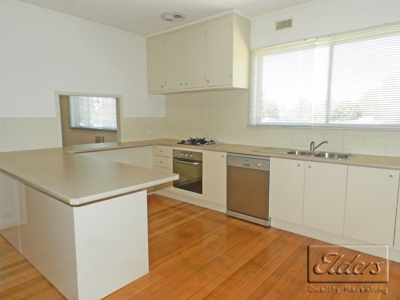 1 Frencham Street, Golden Square VIC 3555