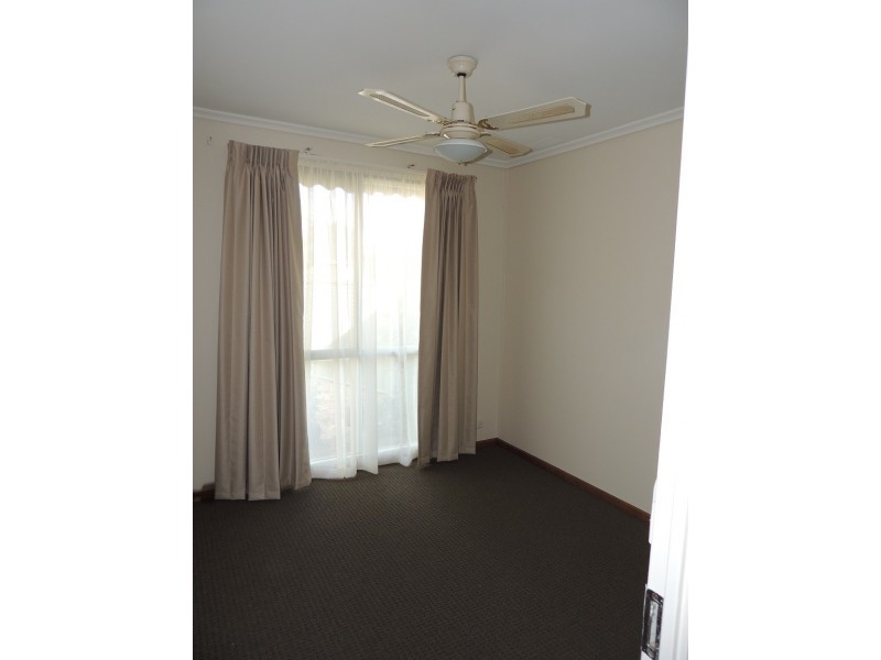 6 Laurie Court, California Gully VIC 3556