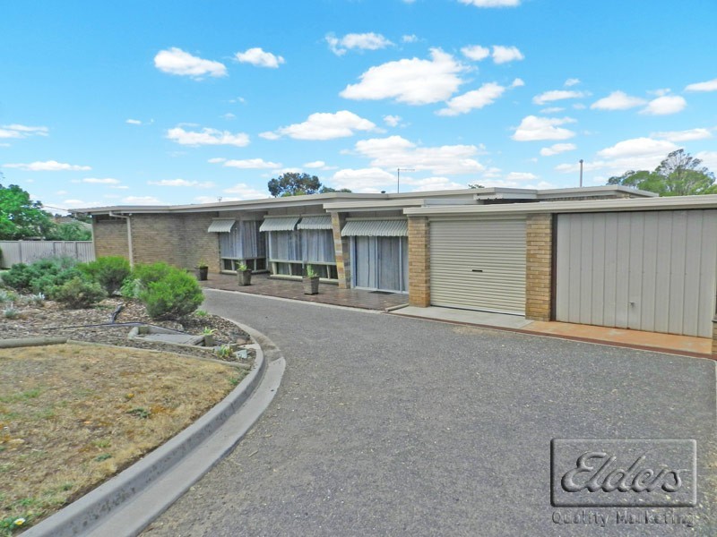 1 Frencham Street, Golden Square VIC 3555