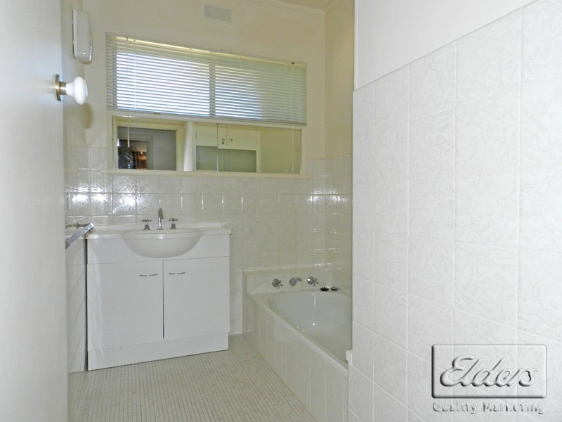 1 Frencham Street, Golden Square VIC 3555