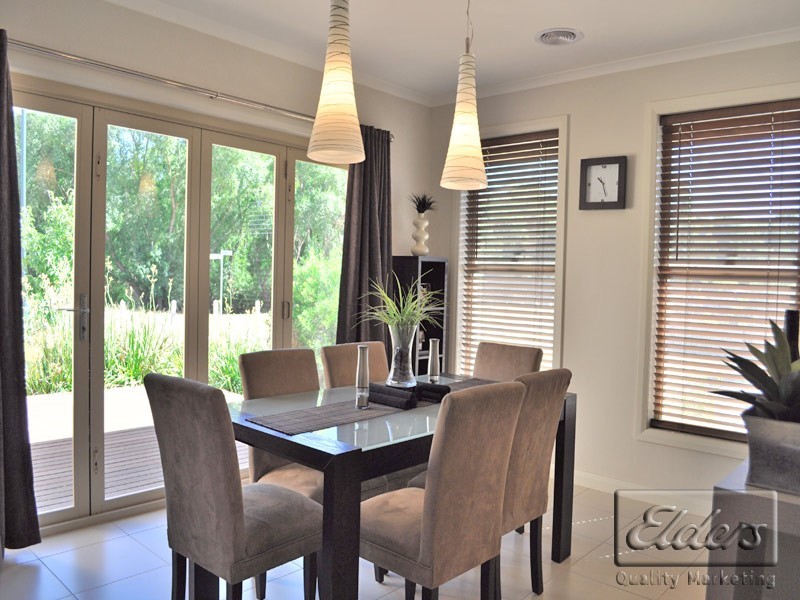 36 Waterview Drive, White Hills VIC 3550