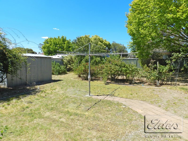 2 William Drive, Kangaroo Flat VIC 3555