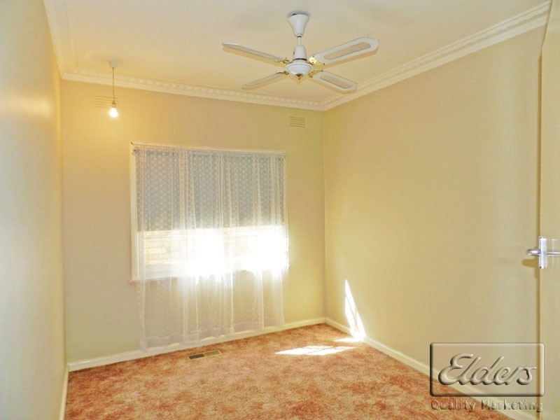 35 Russell Street, Quarry Hill VIC 3550