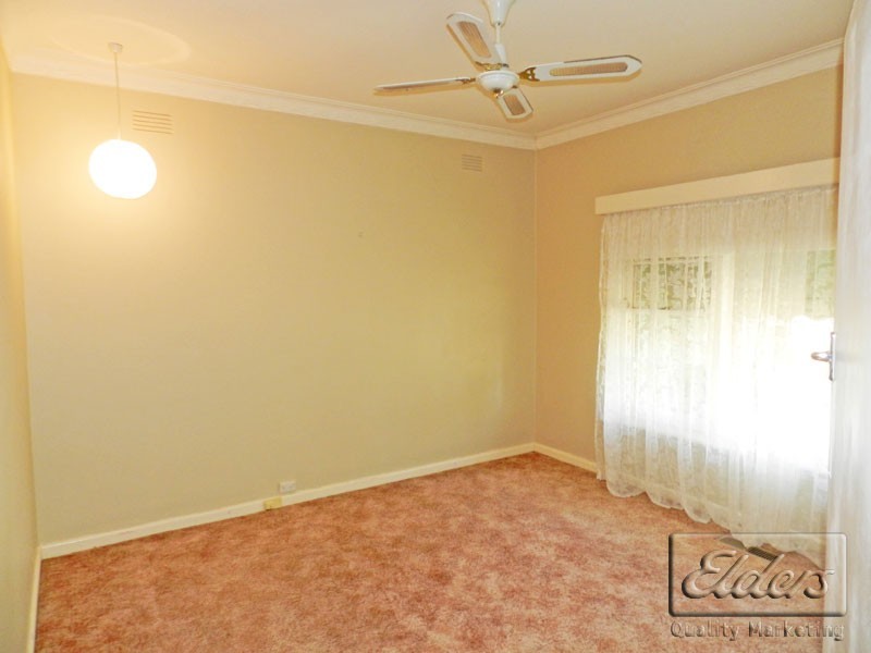 35 Russell Street, Quarry Hill VIC 3550