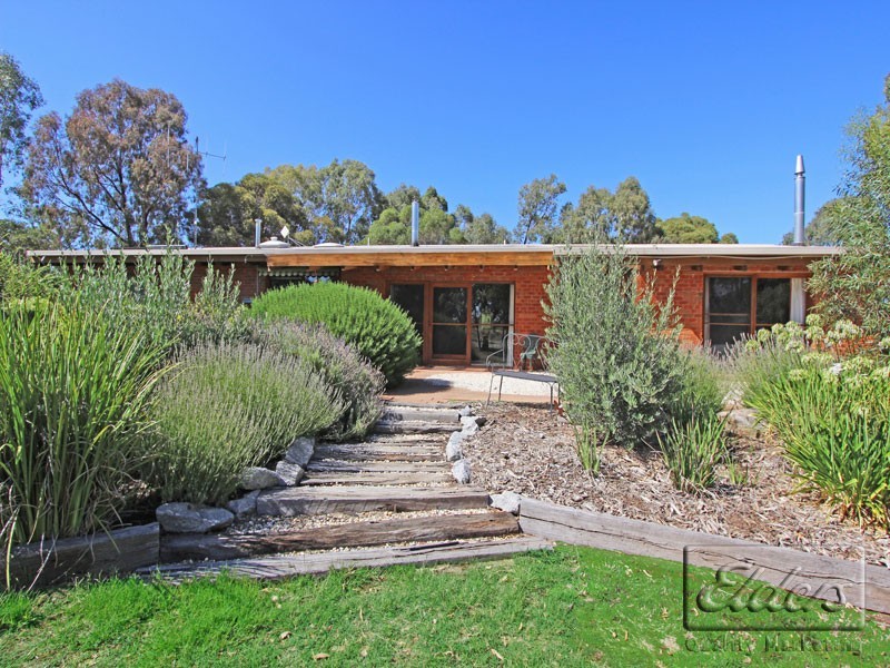 84 Beilharz Road, Ravenswood VIC 3453