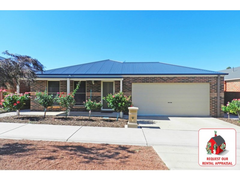 8 Queen Street, Kangaroo Flat VIC 3555